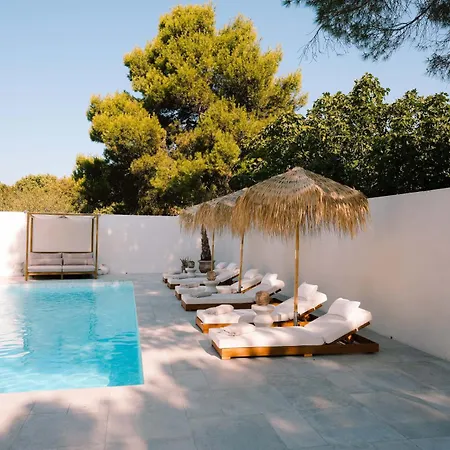 Le Chai N°9, Demeure Et De Charme * Montblanc