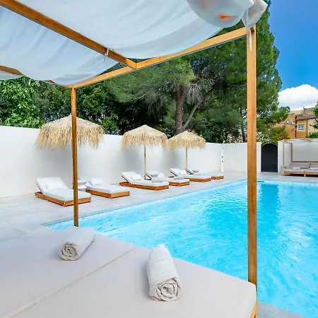 Le Chai 9, Demeure Et De Charme Avec Piscine Et Espace