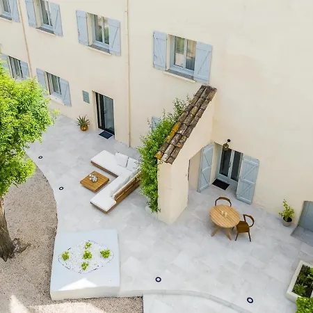 Le Chai 9, Demeure Et De Charme Avec Piscine Et Espace Montblanc